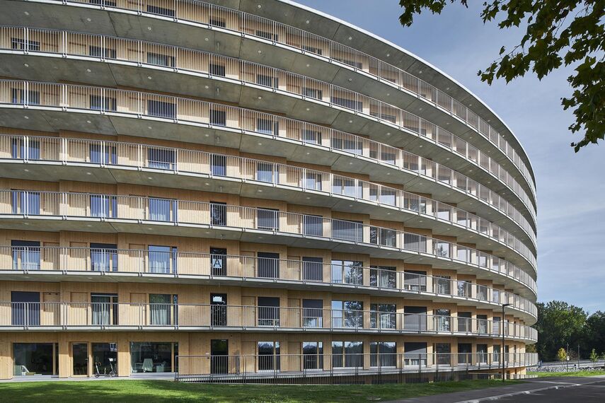 fuego light Türen - Vortex, Lausanne located in Lausanne, Schweiz