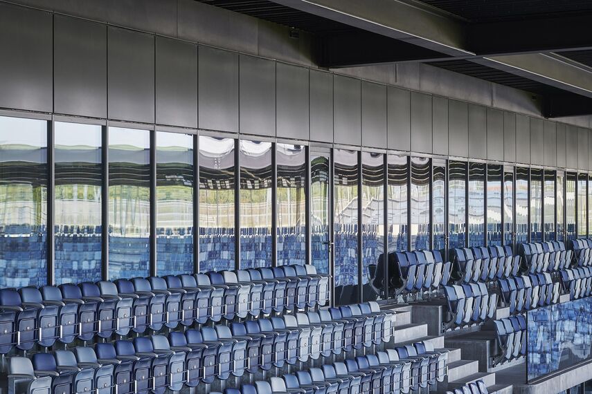 thermfix vario Fassaden, fuego light Fenster, unico Türen, fuego light Türen and unico Fenster - Fussballstadion La Tuilière, Lausanne located in Lausanne, Schweiz