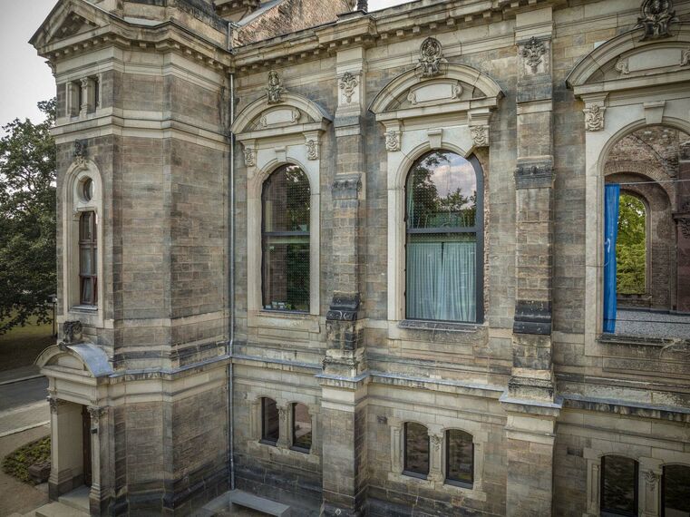 unico Fenster, unico Türen, presto 50 Türen and fuego light Türen - Trinitatiskirche, Dresden located in Dresden, Deutschland