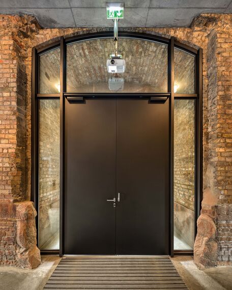 unico Fenster, unico Türen, presto 50 Türen and fuego light Türen - Trinitatiskirche, Dresden located in Dresden, Deutschland