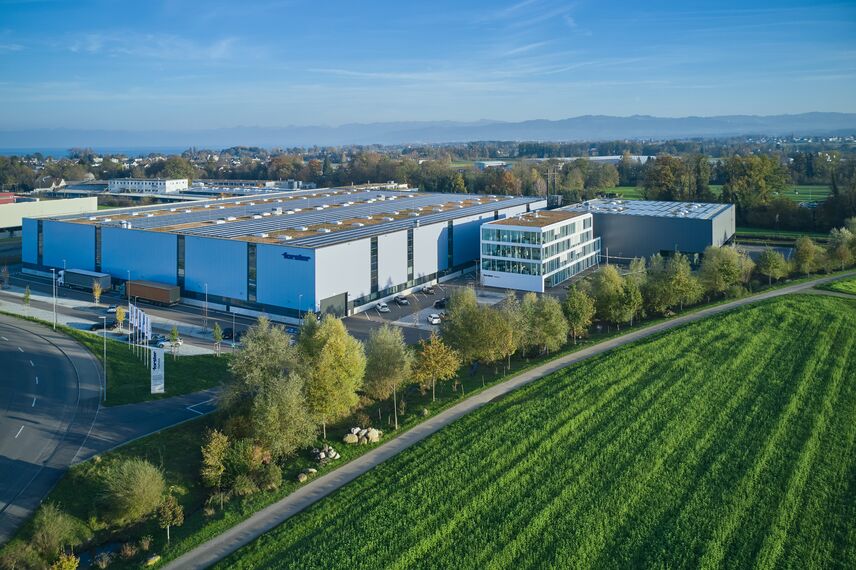 unico Fenster, fuego light Türen, thermfix vario Fassaden, unico Türen, fuego light Schiebetüren, unico Schiebetüren and presto xs Türen - Forster Campus, Romanshorn located in Romanshorn, Schweiz