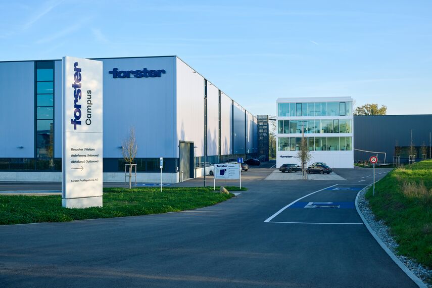 unico Fenster, fuego light Türen, thermfix vario Fassaden, unico Türen, fuego light Schiebetüren, unico Schiebetüren and presto xs Türen - Forster Campus, Romanshorn located in Romanshorn, Schweiz