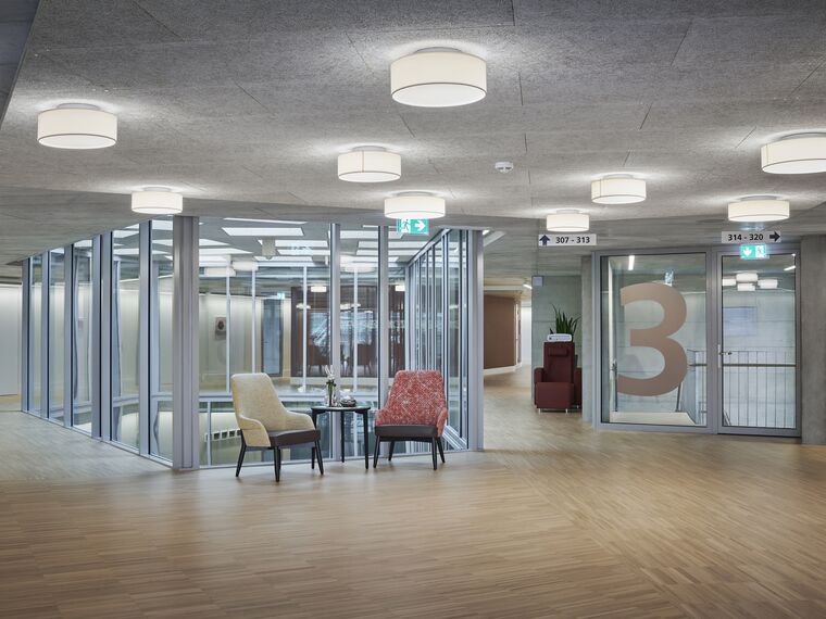 thermfix vario Fassaden, fuego light Türen and fuego light Schiebetüren - Zentrum Biffig, Schötz located in Schoetz, Schweiz