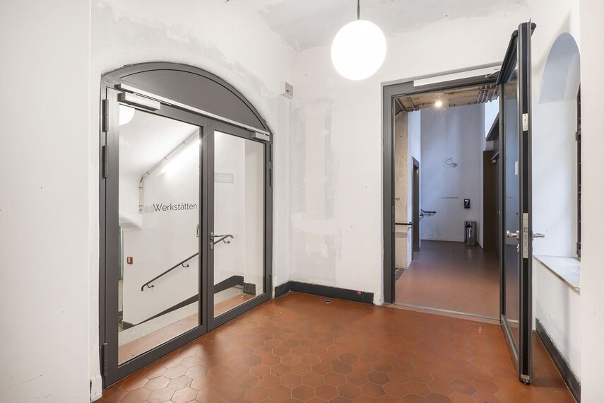 fuego light Türen and fuego light Fenster - Sanierung des Künstlerhauses Nürnberg located in Nürnberg, Deutschland