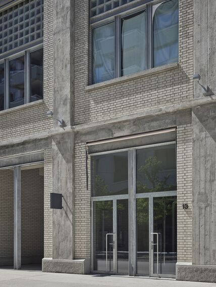 unico Türen and unico xs Fenster - Umbau im Papieri-Areal in Cham located in Cham, Schweiz