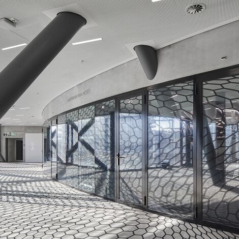 fuego light Türen and fuego light Fenster - Maison de la Paix, Genf located in Geneva, Schweiz