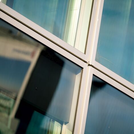 thermfix vario Fassaden, fuego light Türen, unico Türen and presto 50 Türen - The Circle, Zürich located in Zürich, Schweiz