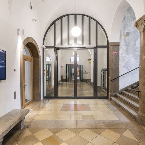 fuego light Türen and fuego light Fenster - Sanierung des Künstlerhauses Nürnberg located in Nürnberg, Deutschland