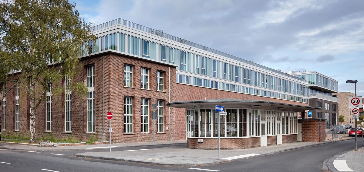 unico xs Fenster and unico Fenster - Clouth 104, Köln located in Cologne, Deutschland