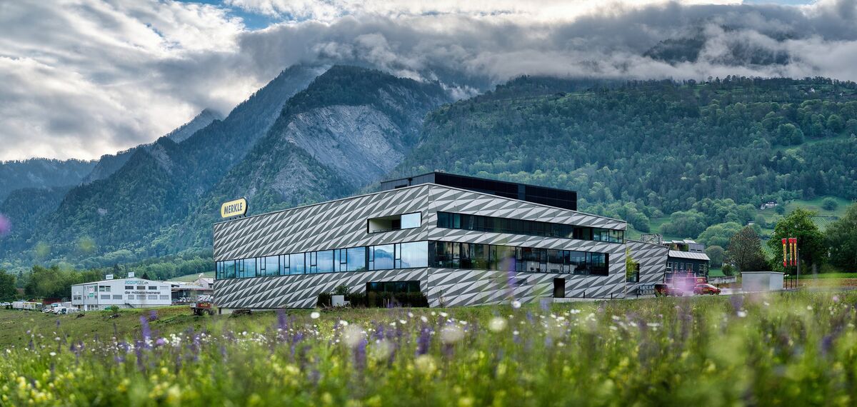 presto xs Türen, presto 50 Türen, unico Türen and fuego light Türen - Merkle Metallbau AG, Trimmis located in Trimmis, Schweiz