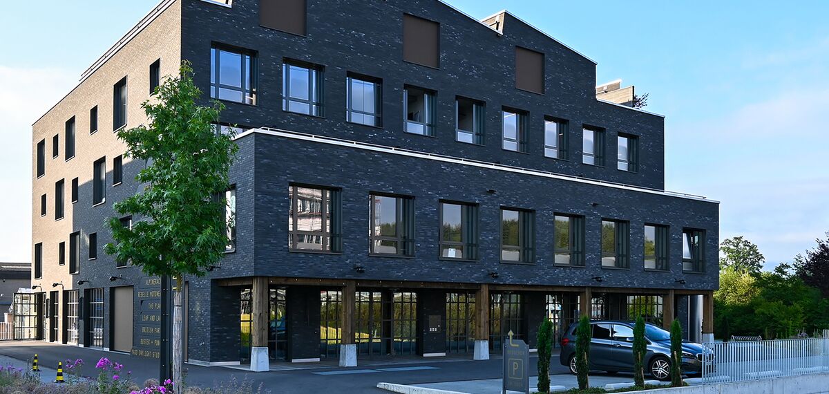 unico Türen, thermfix vario Fassaden and unico xs Fenster - Im Dock, Rothenburg located in Lucerne, Schweiz