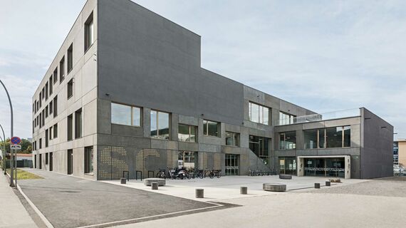 fuego light Türen, fuego light Schiebetüren, presto 50 Türen, presto 50 Fenster and unico Türen - Smart City, Graz located in Graz, Österreich