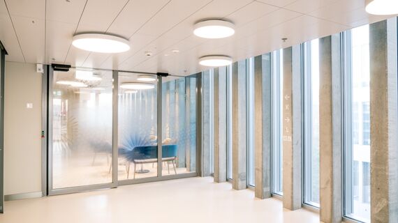 thermfix vario Fassaden, fuego light Türen, unico Türen and presto 50 Türen - The Circle, Zürich located in Zürich, Schweiz